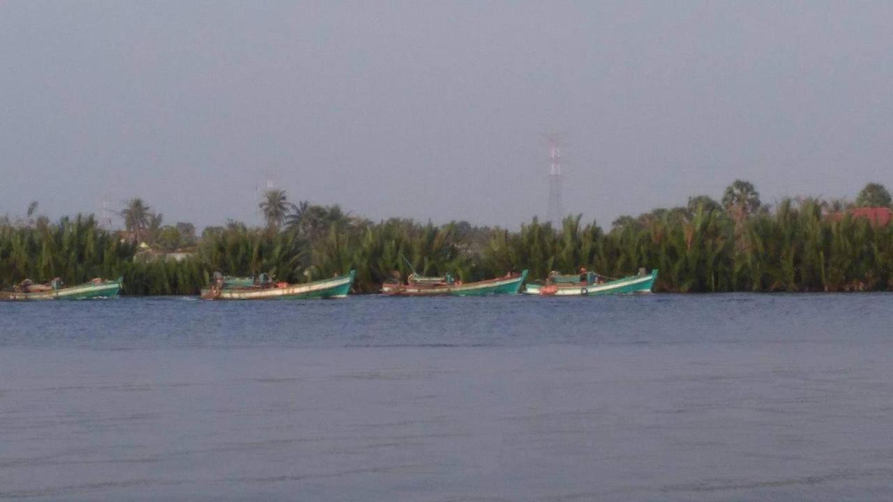 Kampot River Bungalow By Mama Hotel Luaran gambar